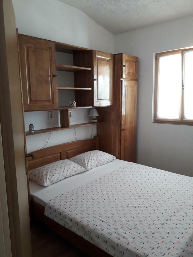 Apartmani Matko Betina  Zewnętrze zdjęcie